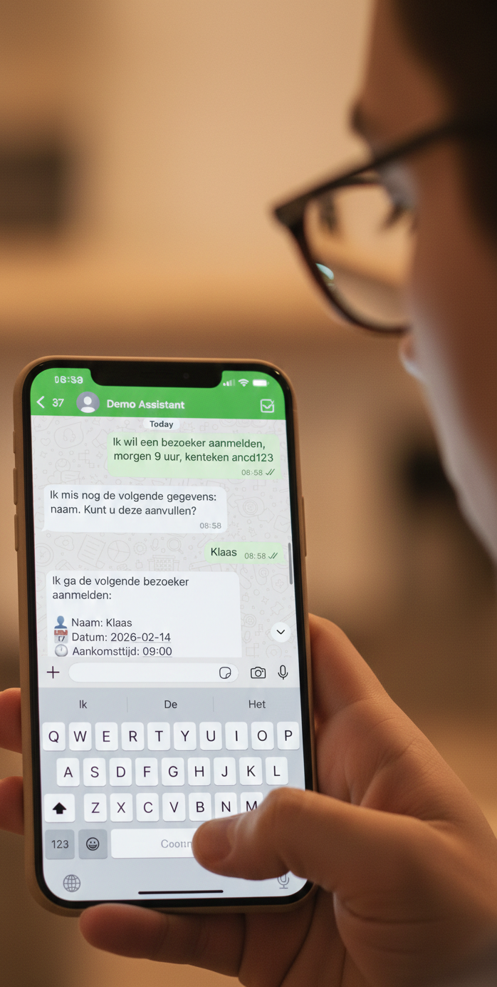 Front desk voegt gast toe via WhatsApp